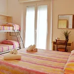 Szálloda Malibu 2*