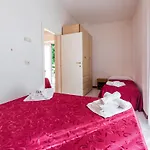 Malibu Szálloda 2*