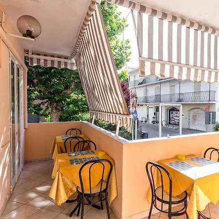 Malibu Ξενοδοχείο